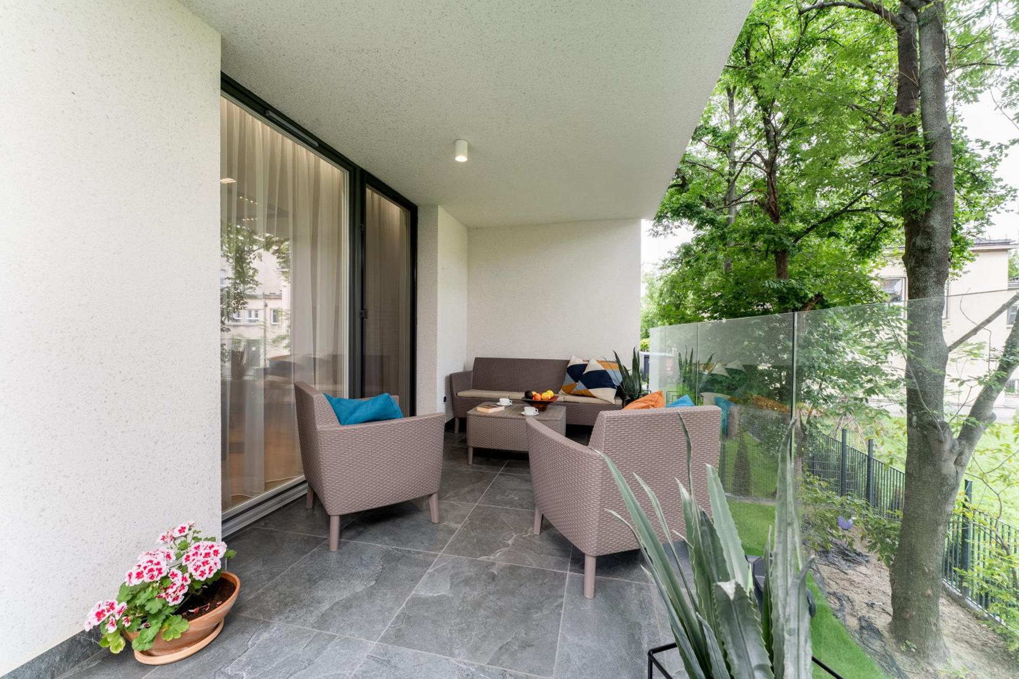 Apartment Old Town Krowoderska With Free Underground Garage Krakow Bagian luar foto