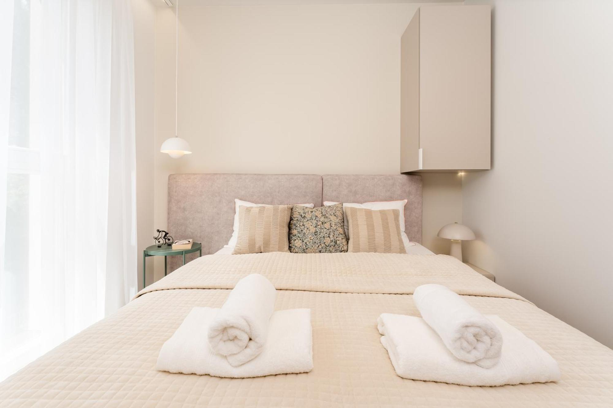 Apartment Old Town Krowoderska With Free Underground Garage Krakow Bagian luar foto